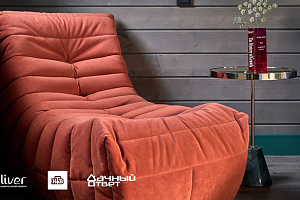 Квартирный вопрос, Спальня в Сомбреро, Диваны Gliver, Яркое кресло ДеФранс от Gliver, синий и оранжевый диван